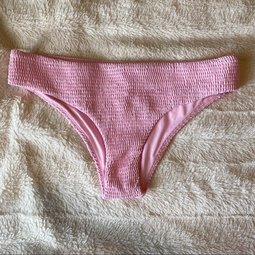 🩵BNWT Hollister Cheeky Bathing Suit Bottoms. ✨3 FOR $20✨